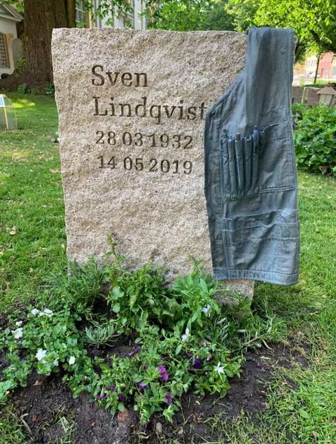 Casting of Sven Lindqvist jeans vest
